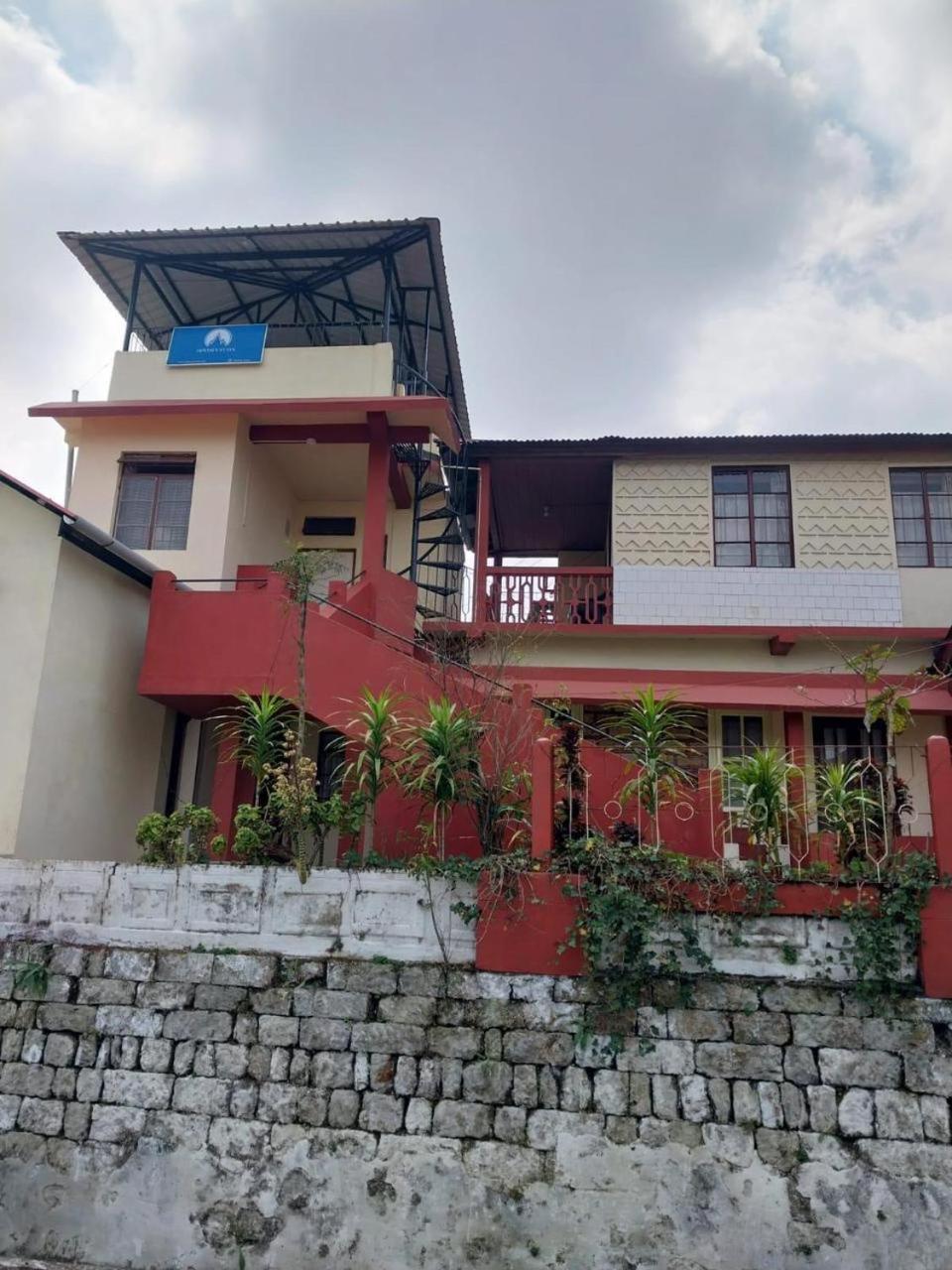 Odyssey'S Pateng Homestay, Cherrapunji Exterior foto